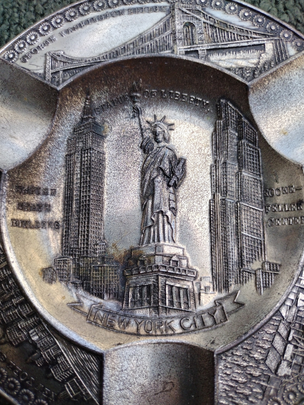 NYC Souvenir Metal Ashtray-Made In Occupied Japan - Picture 2 of 11